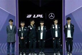 开云下载-TheShy在FPX比赛中出色发挥，重返赛场引发热议！赛场气氛高涨(theshy在ig的第一场)